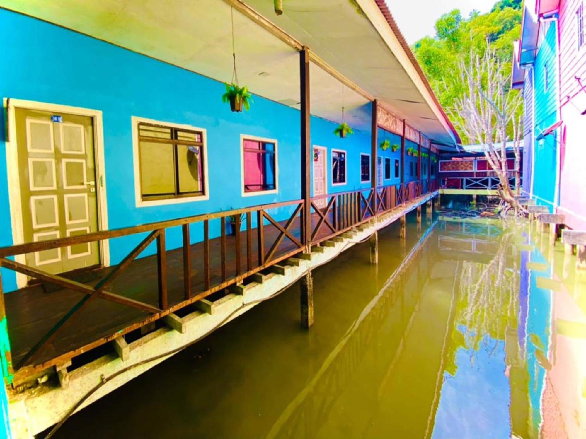 Capital O 91017 Tuba Beach Resort @ Pulau Tuba Kuah Ngoại thất bức ảnh